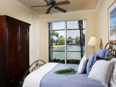 Beautiful 5 Bedroom Marco Island Home